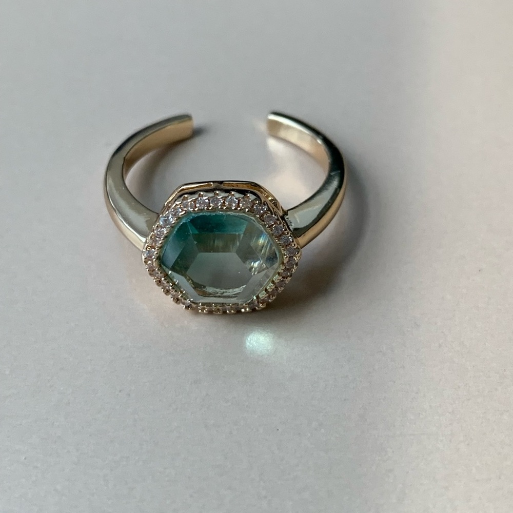 Ring - Picture 3 of 5